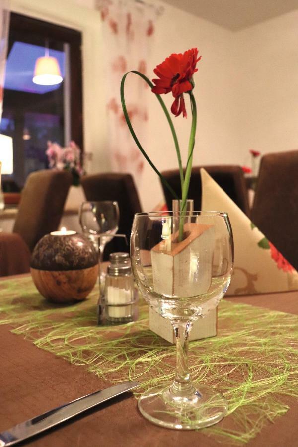 Hotel Feldmaus Olzheim Zewnętrze zdjęcie